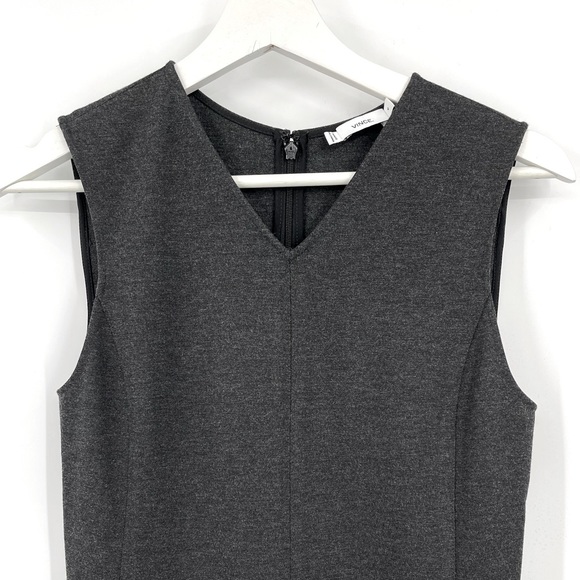 NEW Vince Pleated V-Neck Knit Dress Charcoal Grey Size 4 Has Pockets - Picture 3 of 8